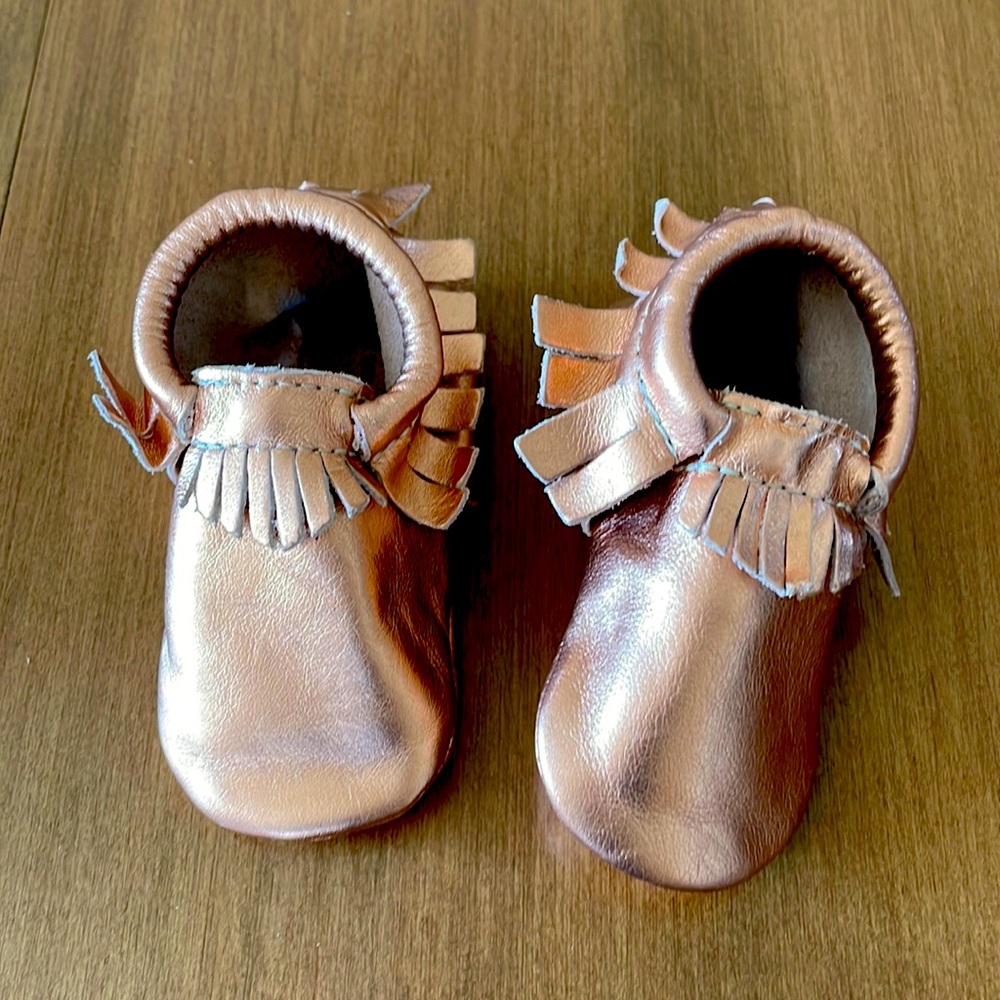 Freshly Picked Rose Gold Metallic Moccasins Size 5